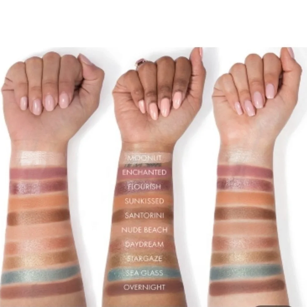 ✨ WANDER BEAUTY Wanderess™ Escape Eyeshadow Palette